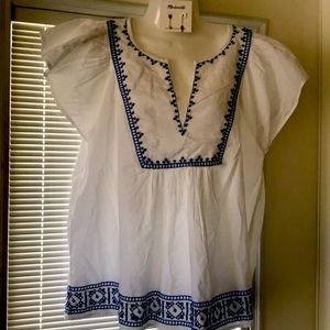 NWT GAP - Latin style Blouse